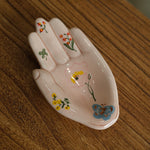 画像をギャラリービューアに読み込む, Ceramic Hand Shape Tray
